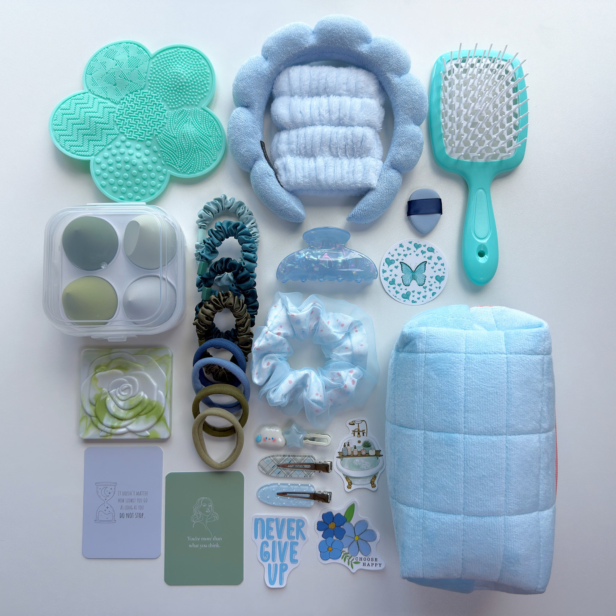 The Ultimate Self-Care & Beauty Essentials Gift Box (Ocean Blue Edition)🩵🌊🐠🧩