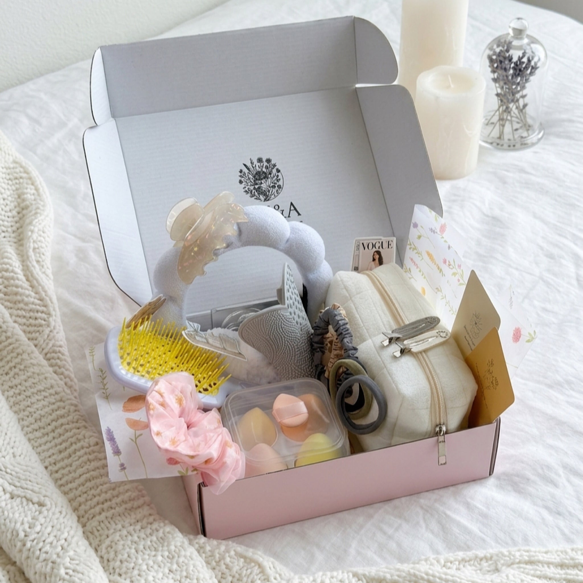 The Self-Care & Beauty Essentials Gift Box🟡🌼🤍